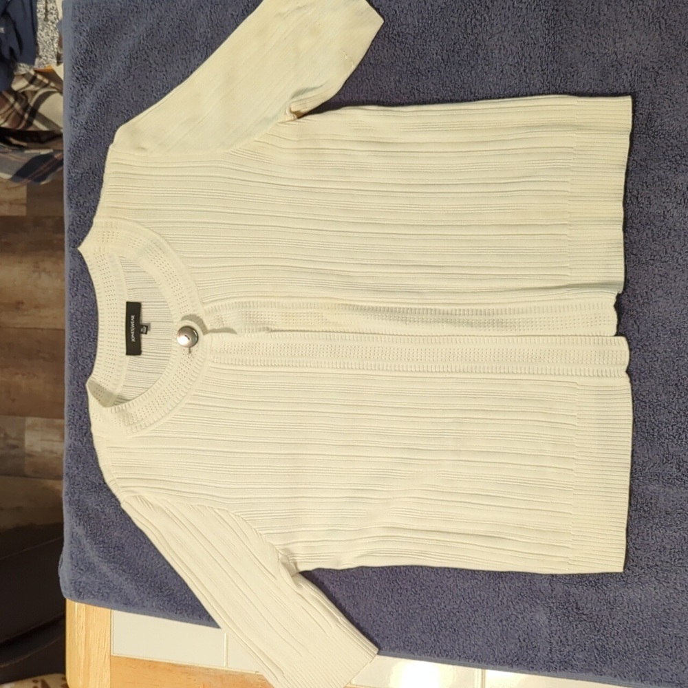 Women's sweater